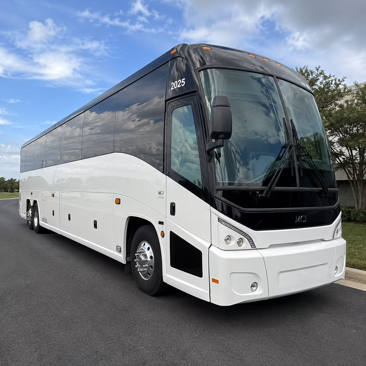 lax charter bus rentals airport transfers for highland groups